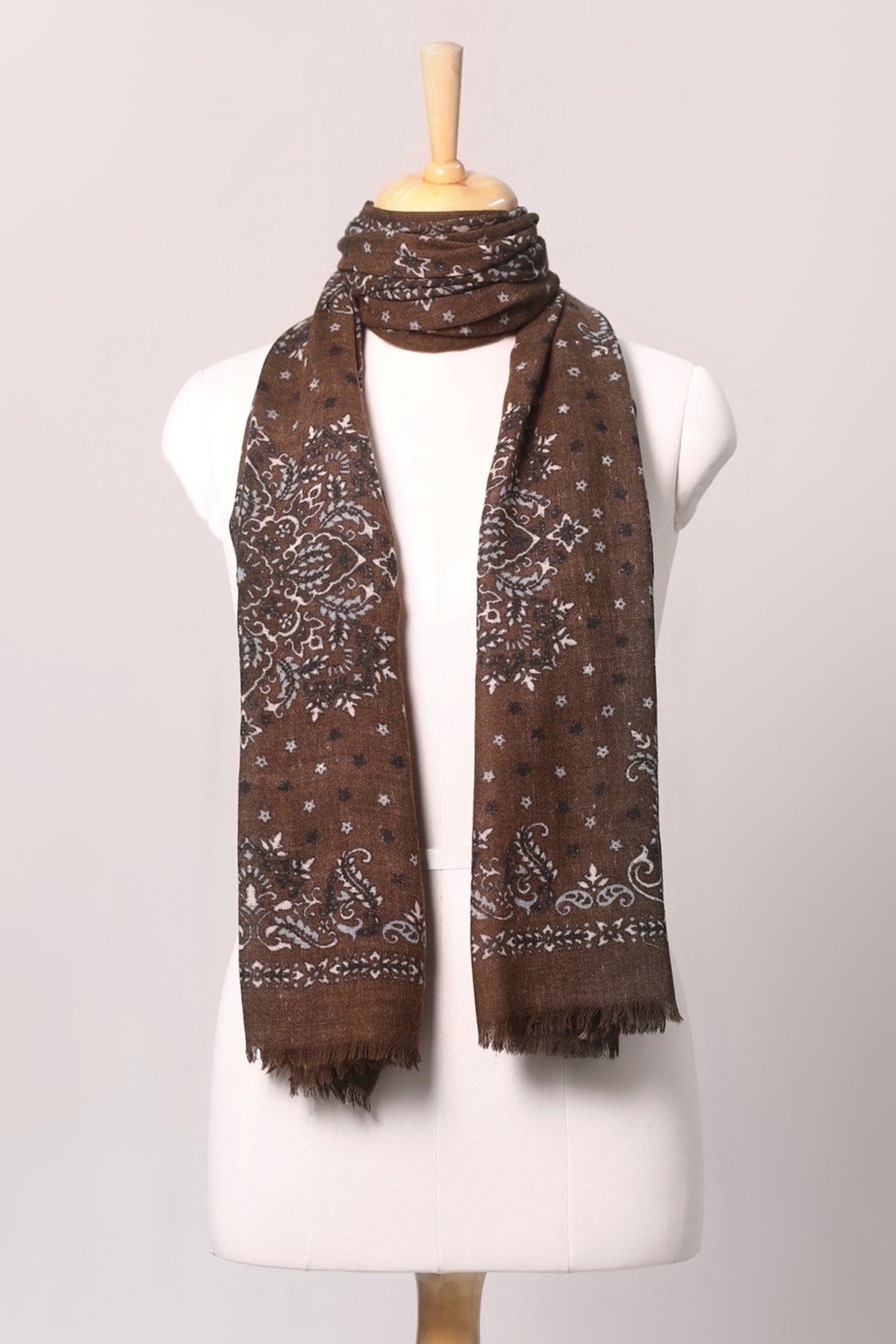 Starlight Paisley Print Wool Scarf - Wood-brown | SVEŽElife