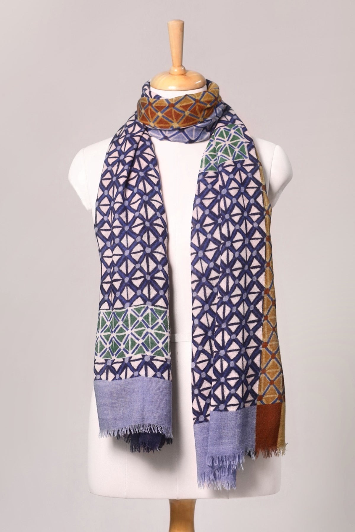 Modern Lattice Print Wool Scarf - Blue Multi | SVEŽElife