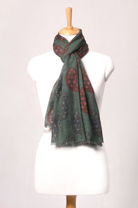 Emerald Paisley Print Twill Weave Wool Scarf - Green Multi | SVEŽElife