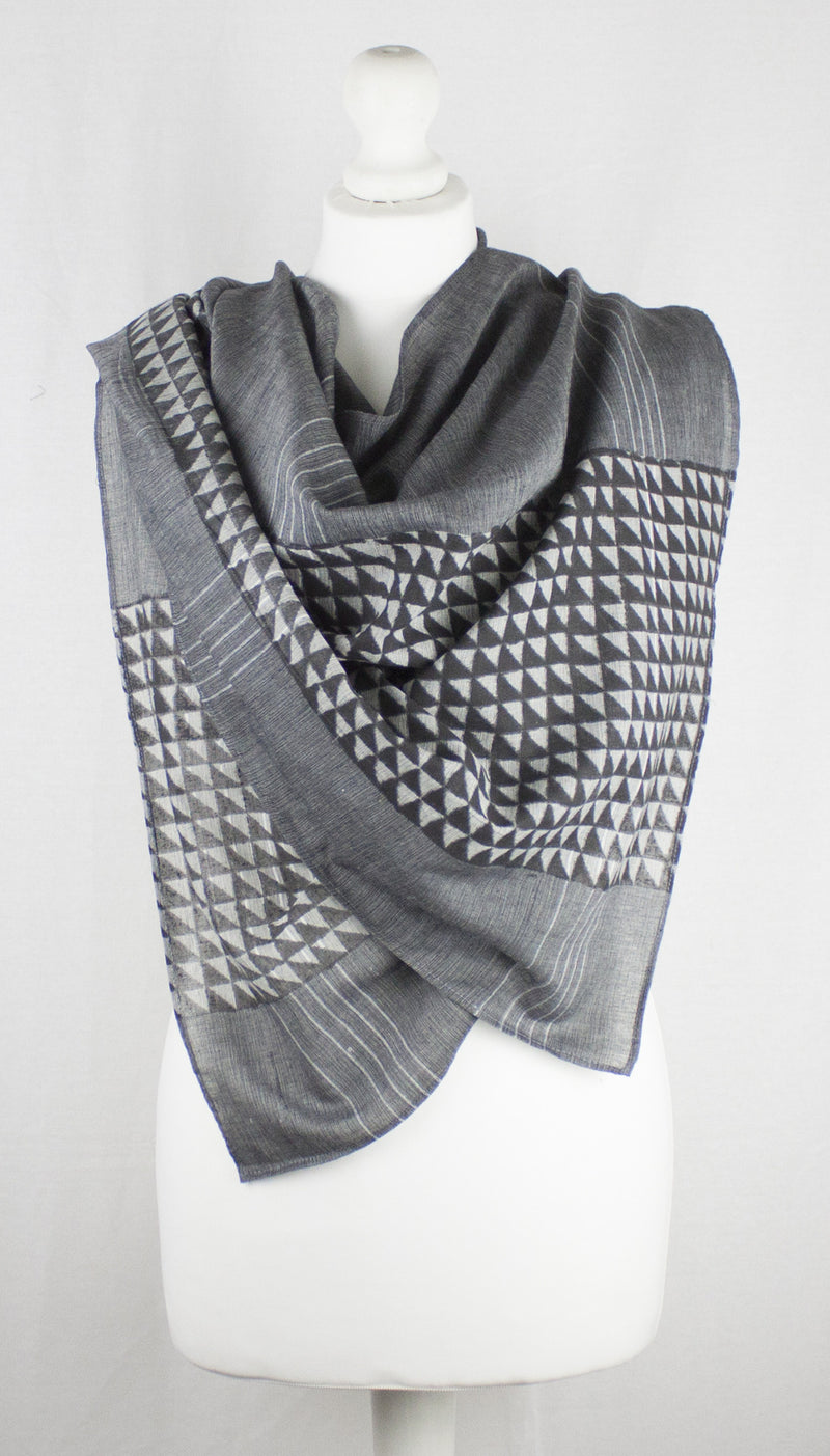 Triangle Print Chambray Cotton Scarf -  Grey Black