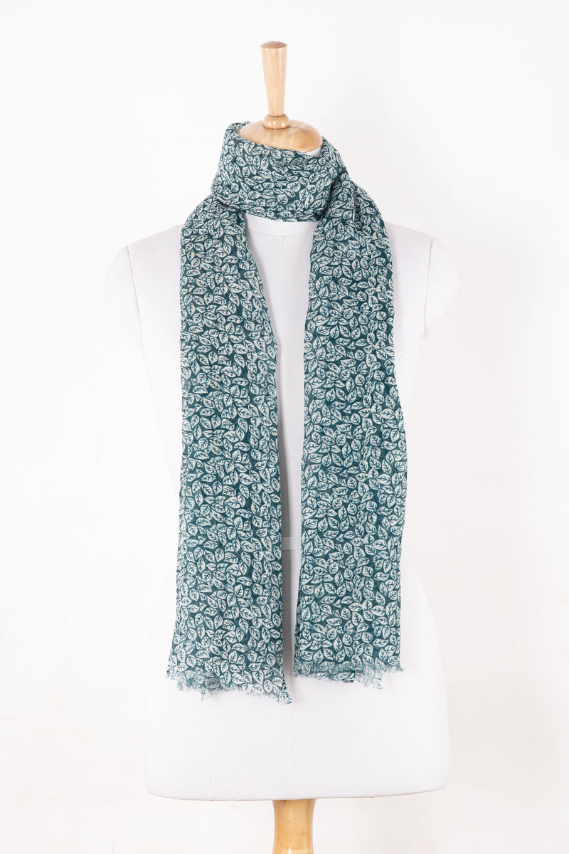 Sveze - Leaf Print Linen Cotton Scarf - Teal - Regular Drape