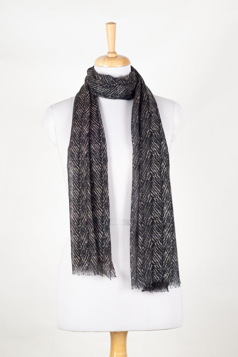 Shades of Chevron Merino Wool Scarf - Black White