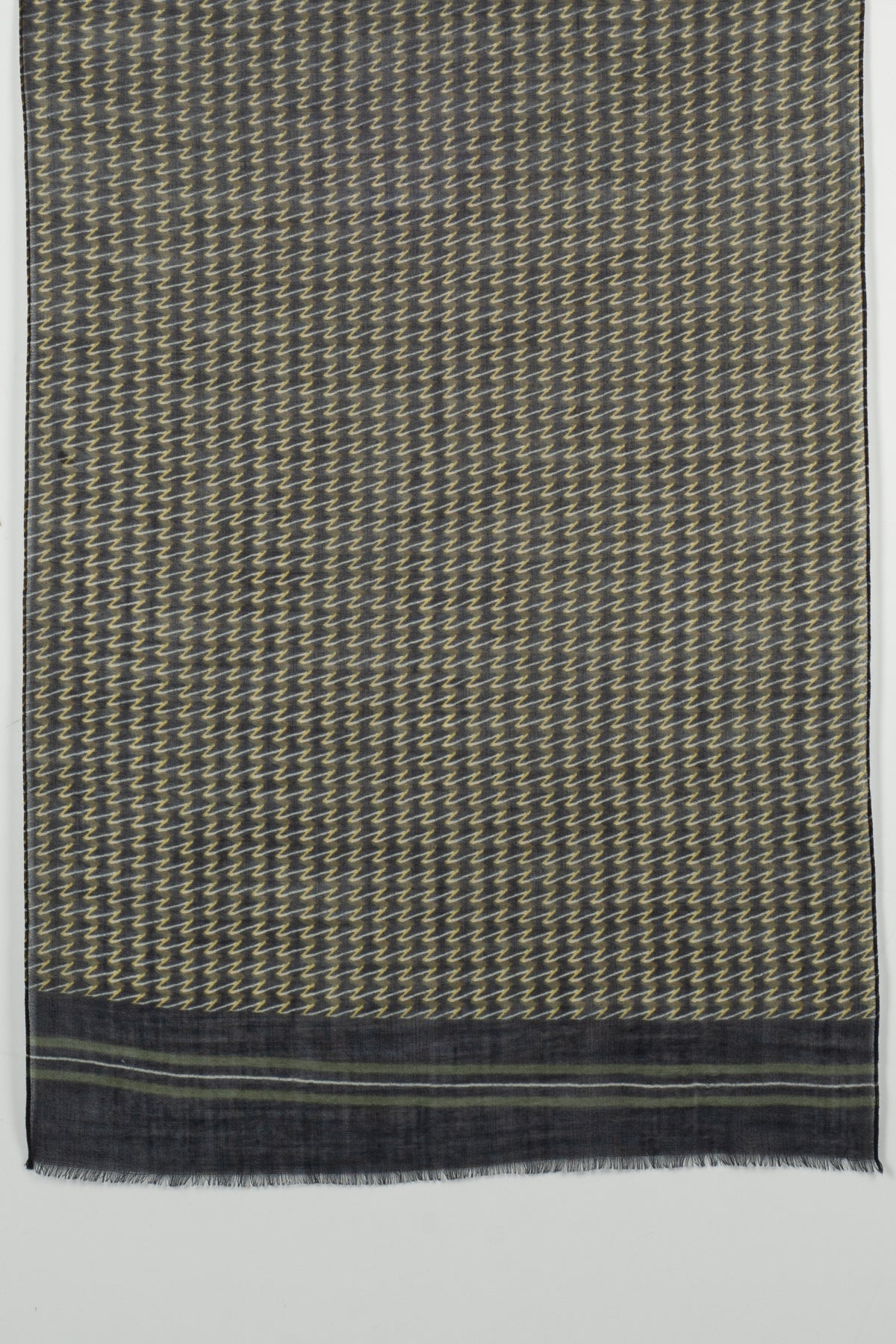 Jazzy Waves Fine Wool Scarf – Green Yellow | SVEŽElife